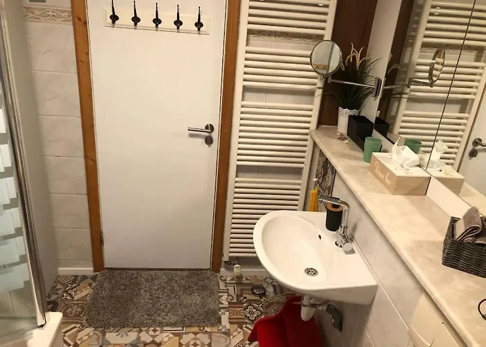 아파트 Zum Wenning Mit Garten In *