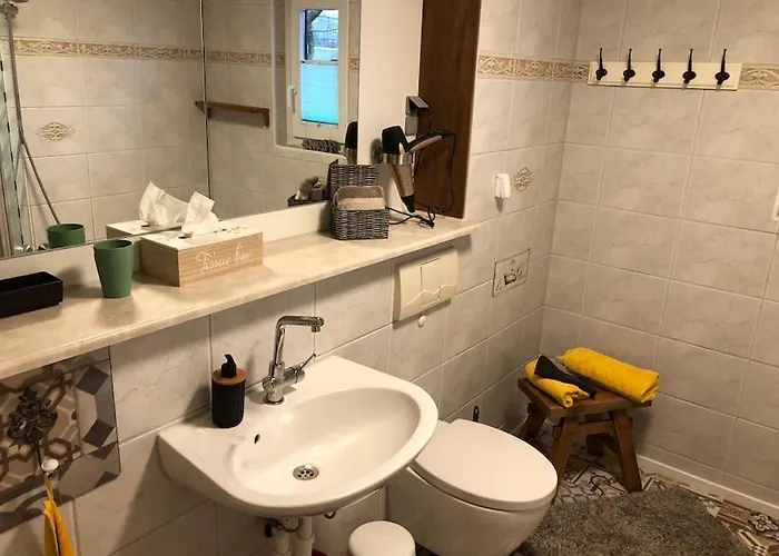 Zum Wenning Mit Garten In *